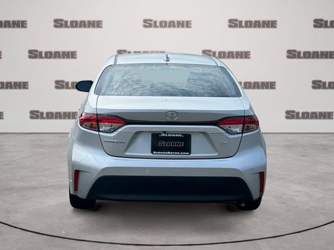 Used 2024 Toyota Corolla LE FWD image 4