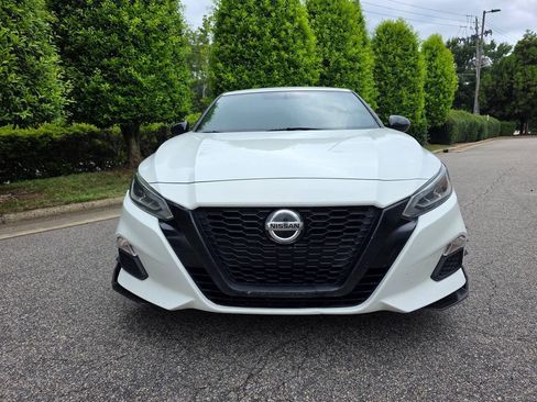 Used 2019 Nissan Altima 2.5 SR FWD image 8