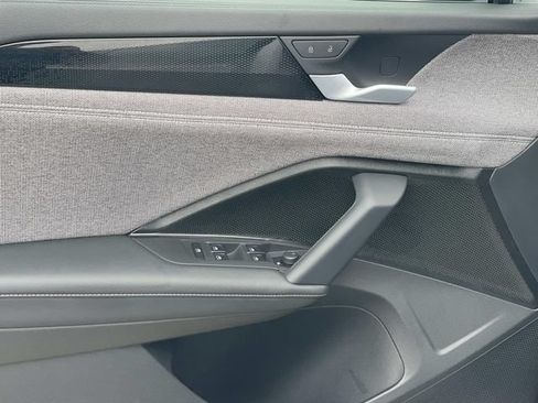 Certified 2026 Volkswagen Tiguan S FWD image 19