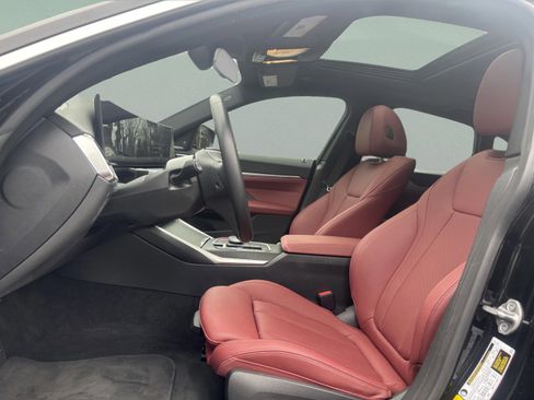 Used 2023 BMW i4 eDrive35 image 20