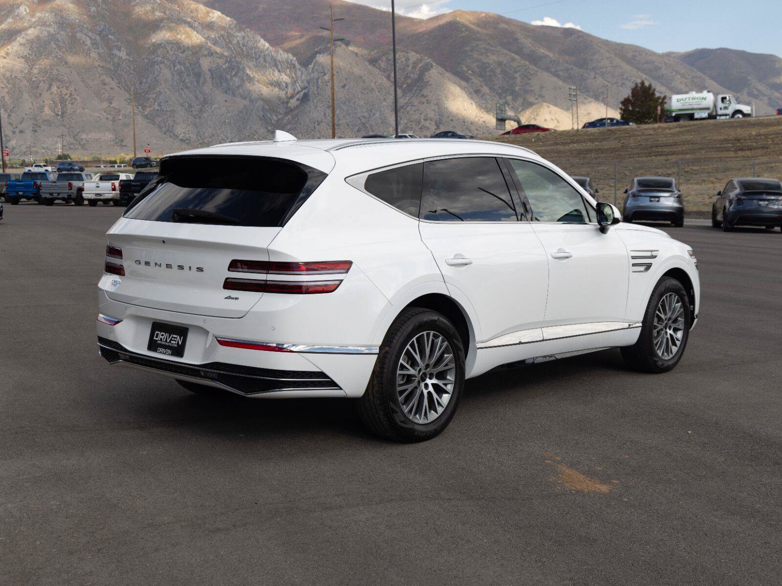 Used 2025 Genesis GV80 2.5T Standard AWD/4WD image 5