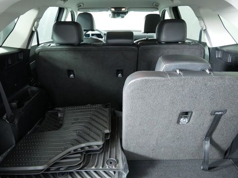 Certified 2025 Kia Sorento S image 14