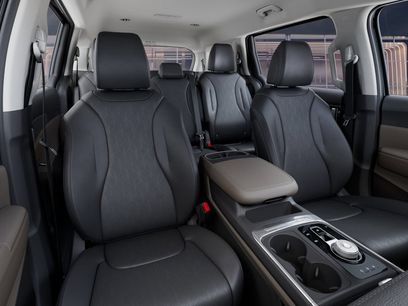 New 2026 Kia Carnival LXS