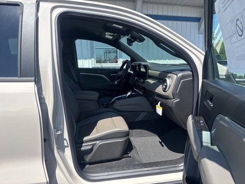 New 2026 Chevrolet Colorado ZR2 AWD/4WD image 22