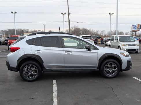 Used 2022 Subaru Crosstrek 2.5i Sport w/ Moonroof Package image 9