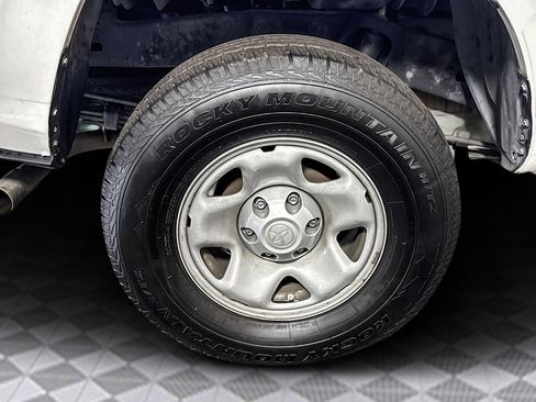 Used 2022 Toyota Tacoma SR image 44