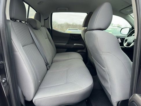 Used 2020 Toyota Tacoma SR5 image 20
