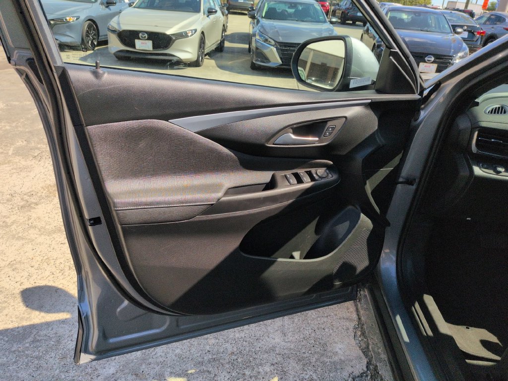 Used 2026 Buick Envista Preferred FWD image 9