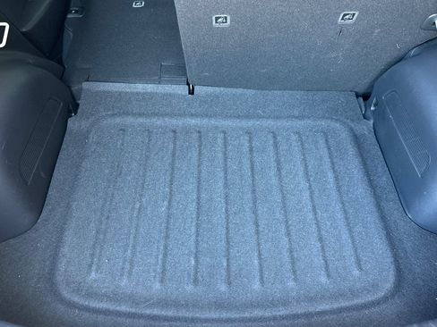 Certified 2025 Kia Niro LX FWD image 16