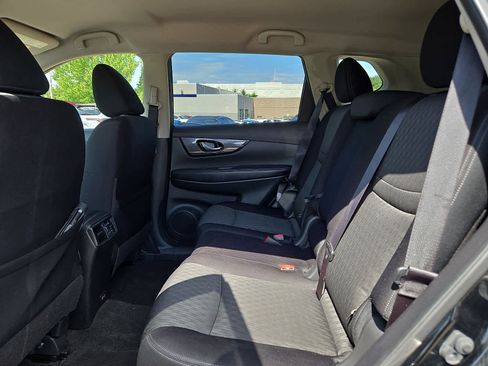 Used 2020 Nissan Rogue SV AWD/4WD image 11