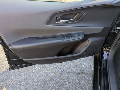 Used 2023 Toyota Prius XLE image 22