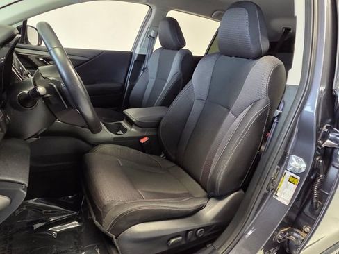 Used 2023 Subaru Outback Premium AWD/4WD image 7