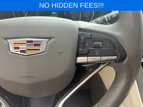 Used 2025 Cadillac XT6 Premium Luxury w/ LPO, Floor Liner Package FWD image 17