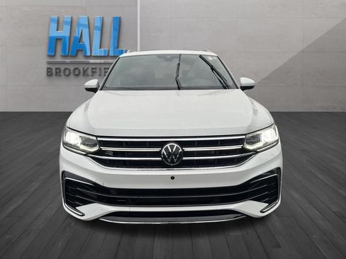 Certified 2024 Volkswagen Tiguan SEL R-Line AWD/4WD image 9