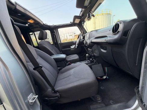 Used 2016 Jeep Wrangler Unlimited Sport w/ Quick Order Package 24S AWD/4WD image 49