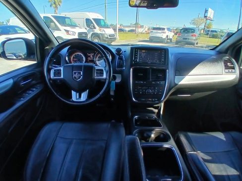 Used 2013 Dodge Grand Caravan R/T w/ Safety Sphere Group image 25