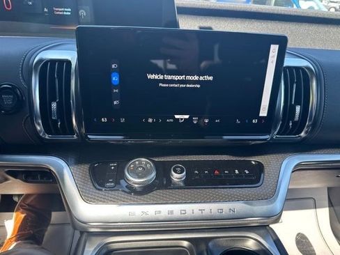 New 2026 Ford Expedition Platinum w/ Stealth Performance Package AWD/4WD image 26