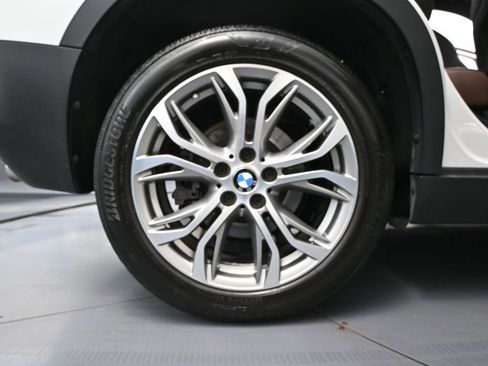 Used 2018 BMW X2 sDrive28i w/ Premium Package image 15