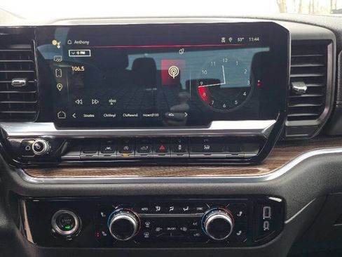 Used 2024 GMC Sierra 1500 Elevation AWD/4WD image 14