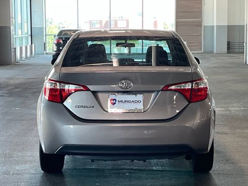 Used 2016 Toyota Corolla LE FWD image 9