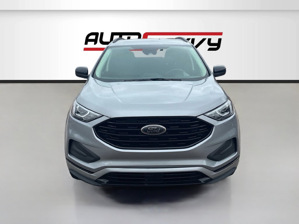 Used 2024 Ford Edge SE w/ Black Appearance Package AWD/4WD image 2