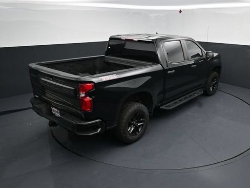Used 2021 Chevrolet Silverado 1500 Custom Trail Boss w/ Midnight Edition AWD/4WD image 38