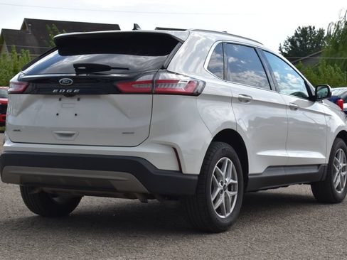 Certified 2023 Ford Edge SEL w/ Convenience Package AWD/4WD image 5