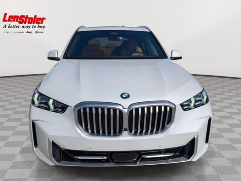 Used 2024 BMW X5 xDrive40i w/ Premium Package AWD/4WD image 8