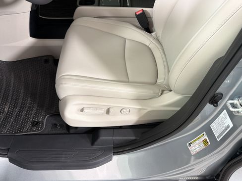 New 2026 Honda Odyssey EX-L image 14