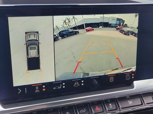 Used 2024 Chevrolet Silverado 1500 LTZ w/ Technology Package RWD image 11