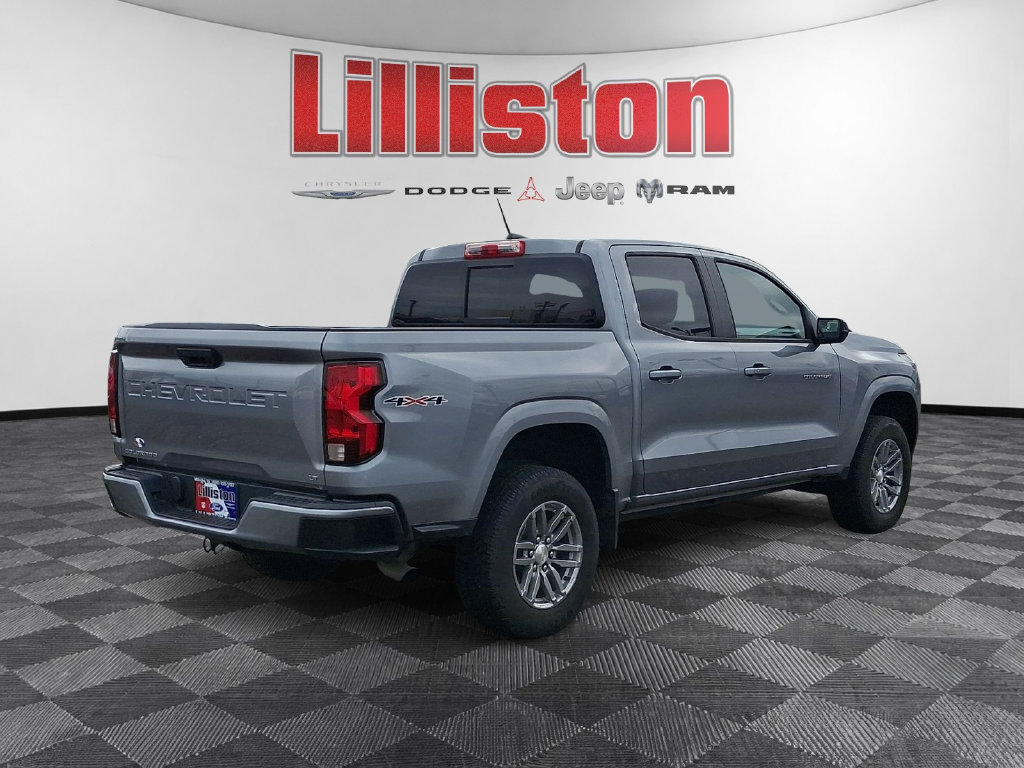 Used 2023 Chevrolet Colorado LT w/ LT Convenience Package II AWD/4WD image 4