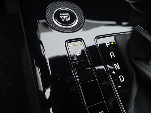 Certified 2023 Kia Niro EX image 23