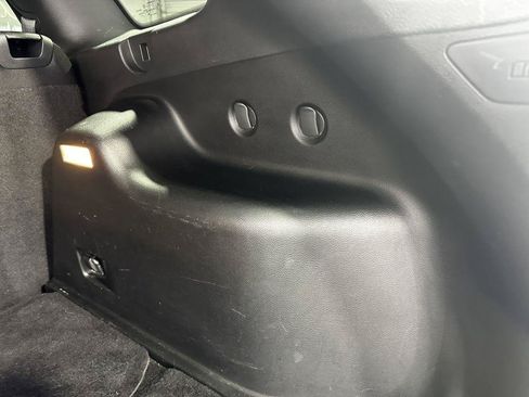 Used 2015 Jeep Cherokee Latitude FWD image 29