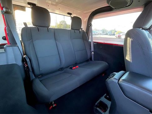 Used 2018 Jeep Wrangler Sport S image 27