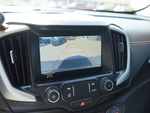 Used 2020 GMC Terrain SLT w/ Preferred Package FWD image 16