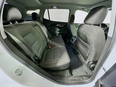 Used 2023 GMC Terrain SLE w/ Driver Convenience Package FWD image 26