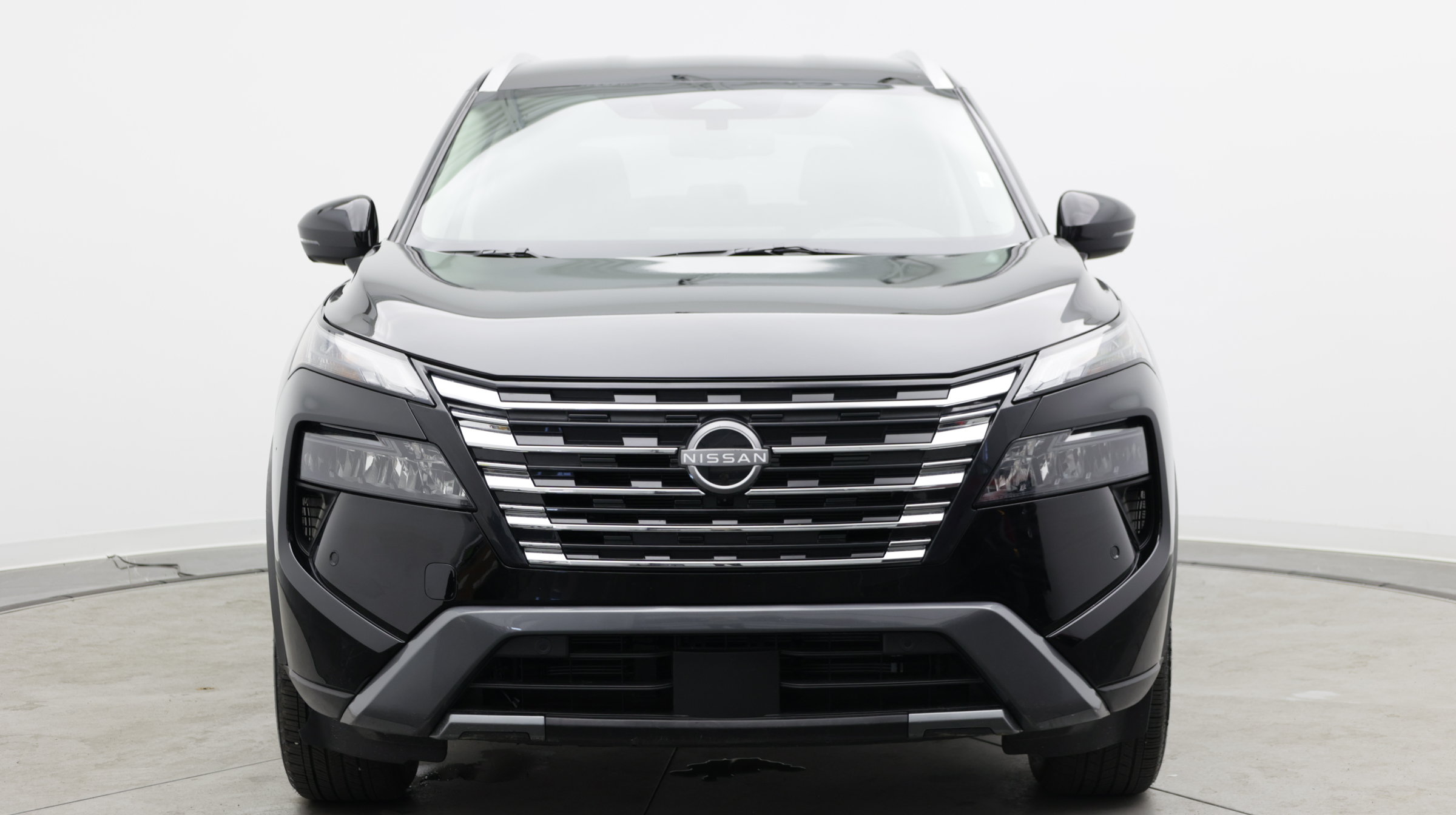 Used 2026 Nissan Rogue SL FWD image 2