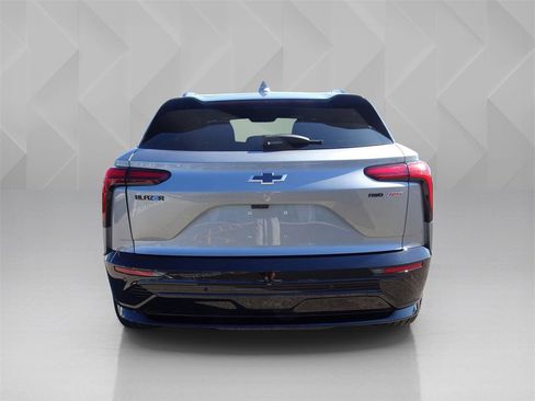 Used 2024 Chevrolet Blazer EV RS image 4