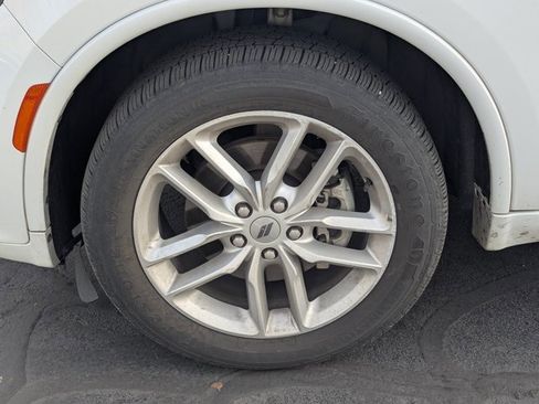 Used 2023 Dodge Durango GT image 11