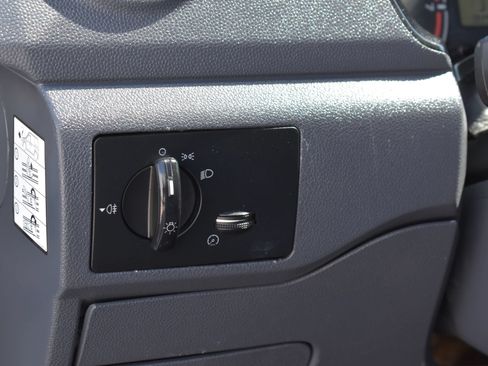 Used 2013 Ford Transit Connect XLT FWD image 13