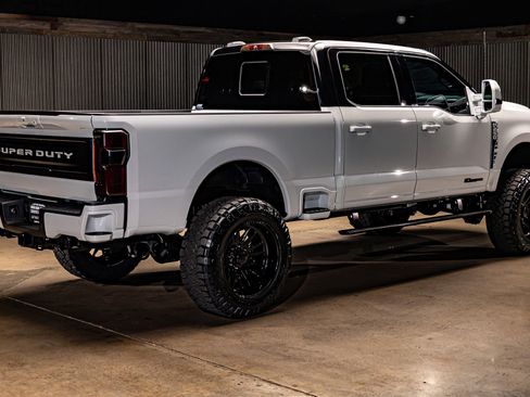 Used 2026 Ford F250 Platinum image 10