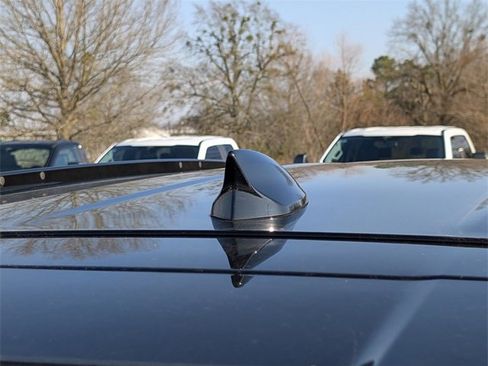 Used 2023 Chevrolet Blazer LT w/ Midnight/Sport Edition image 6