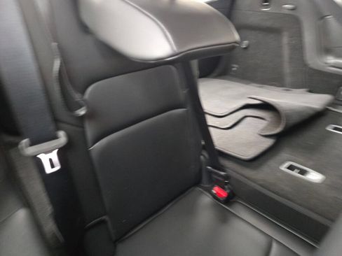 Used 2025 Nissan Pathfinder SL AWD/4WD image 10
