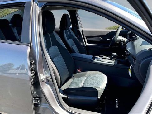 New 2026 Nissan Sentra SV w/ SV Convenience Package FWD image 10