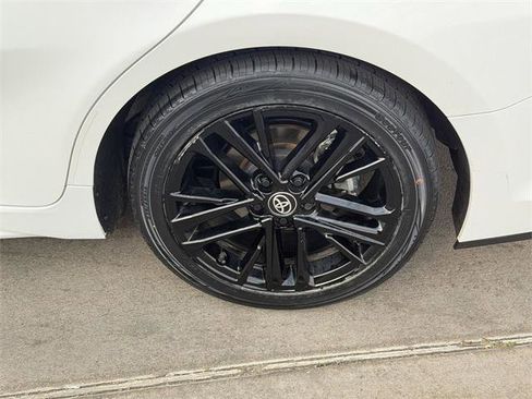 Certified 2025 Toyota Camry SE image 8