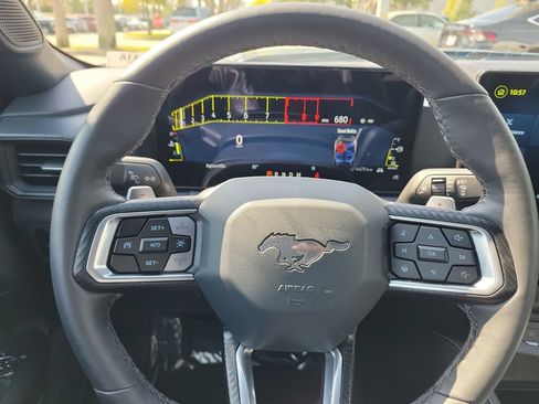 Used 2026 Ford Mustang GT Premium w/ GT Performance Package RWD image 9
