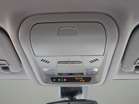 Used 2023 Chevrolet Blazer LT w/ Convenience Package FWD image 24