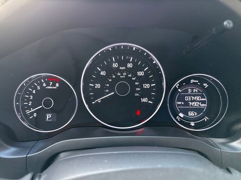 Used 2020 Honda HR-V Sport image 14