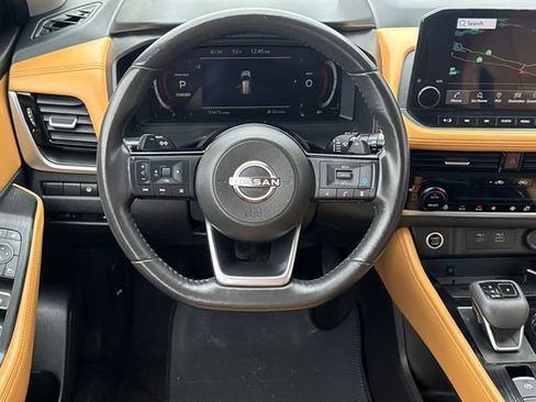 Used 2023 Nissan Rogue Platinum w/ Platinum Premium Package image 16