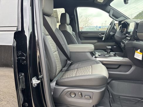 New 2026 Chevrolet Silverado 1500 ZR2 image 23